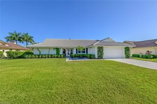 239 Torrey Pines Point, Naples, FL 34113 - Photo 12