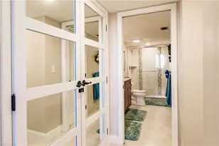 17 Bluebill Ave, Naples, FL 34108 - Photo 16