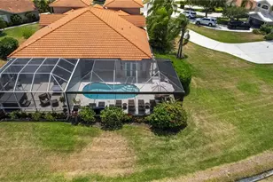 6553 Castlelawn Pl, Naples, FL 34113 - Photo 42