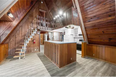 3261 Lakeview Dr, Naples, FL 34112 - Photo 12