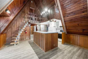 3261 Lakeview Dr, Naples, FL 34112 - Photo 12