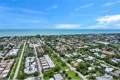 1155 6th St S, Naples, FL 34102 - Photo 34