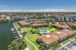 525 Seaview Ct, Marco Island, FL 34145 - Photo 6