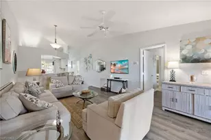 822 Gulf Pavillion Dr, Naples, FL 34108 - Photo 8