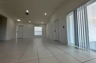 3918 NW 40th Terrace, Cape Coral, FL 33993 - Photo 4