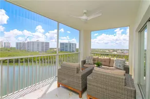 35 Bluebill Ave, Naples, FL 34108 - Photo 8