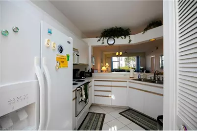 7104 Barrington Cir #3-102, Naples, FL 34108 - Photo 4