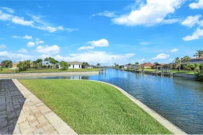 225 SW 12th Ter, Cape Coral, FL 33991 - Photo 32
