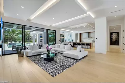 493 Carica Rd, Naples, FL 34108 - Photo 14