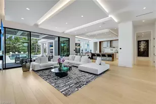 493 Carica Rd, Naples, FL 34108 - Photo 14