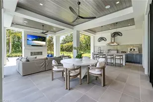 493 Carica Rd, Naples, FL 34108 - Photo 16