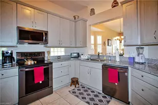 825 Bentwater Cir, Naples, FL 34108 - Photo 8