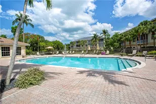 825 Bentwater Cir, Naples, FL 34108 - Photo 4