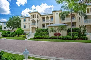 825 Bentwater Cir, Naples, FL 34108 - Photo 2