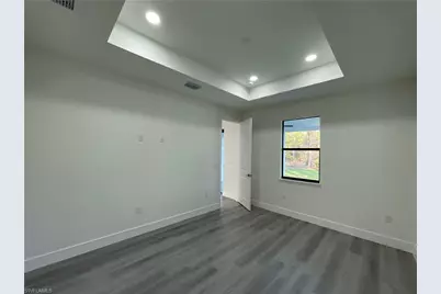 829 Gillian Ave, Lehigh Acres, FL 33974 - Photo 10