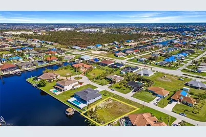 3914 SW 25th Pl, Cape Coral, FL 33914 - Photo 10