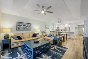 9101 Vanderbilt Dr, Naples, FL 34108 - Photo 4