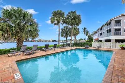 9101 Vanderbilt Dr #1-302, Naples, FL 34108 - Photo 20