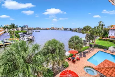 9101 Vanderbilt Dr #1-302, Naples, FL 34108 - Photo 1