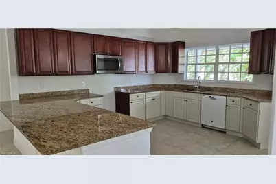 315 Cleveland Ave, Lehigh Acres, FL 33936 - Photo 8