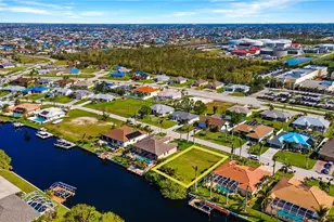 3412 SW 25th Pl, Cape Coral, FL 33914 - Photo 10