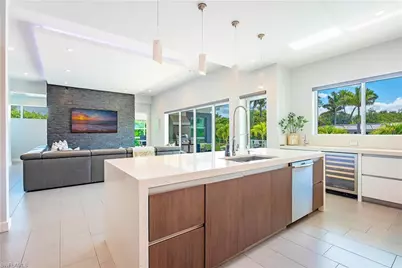 1807 Snook Dr, Naples, FL 34102 - Photo 4