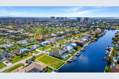 5126 SW 18th Ave, Cape Coral, FL 33914 - Photo 8