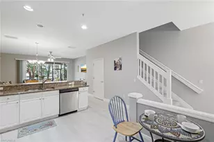 836 Hampton Cir, Naples, FL 34105 - Photo 10