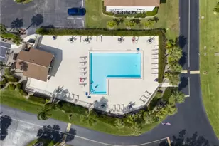 8171 S Woods Cir, Fort Myers, FL 33919 - Photo 18