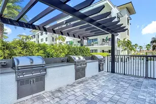 1125 Central Ave, Naples, FL 34102 - Photo 38