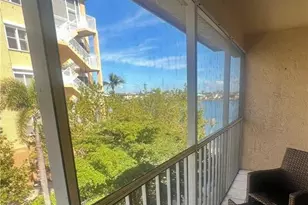 9524 Gulf Shore Dr, Naples, FL 34108 - Photo 22