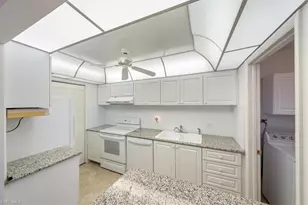 788 Park Shore Dr, Naples, FL 34103 - Photo 12