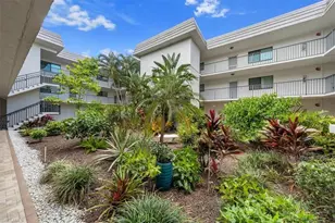 788 Park Shore Dr, Naples, FL 34103 - Photo 22