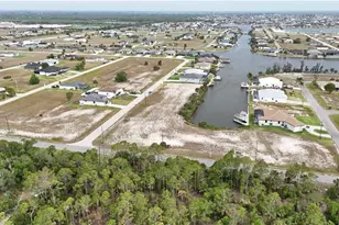 4016 NW 42nd Pl, Cape Coral, FL 33993 - Photo 12