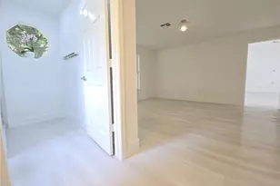 687 Grove Dr, Naples, FL 34120 - Photo 26