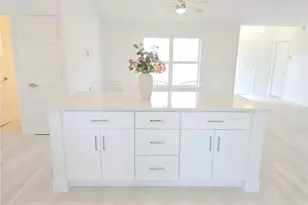 687 Grove Dr, Naples, FL 34120 - Photo 18