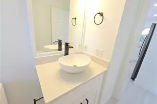 687 Grove Dr, Naples, FL 34120 - Photo 32