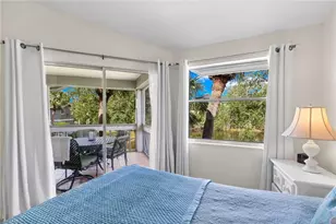 664 Wiggins Bay Dr, Naples, FL 34110 - Photo 12