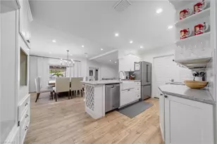 1300 Hilltop Dr, Naples, FL 34103 - Photo 8