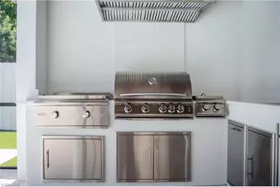 1300 Hilltop Dr, Naples, FL 34103 - Photo 38