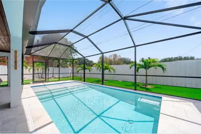 1300 Hilltop Dr, Naples, FL 34103 - Photo 28