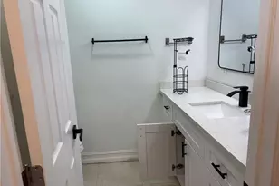 1185 Cherrystone Ct, Naples, FL 34102 - Photo 10