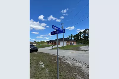 565 Aspen Ave S, Lehigh Acres, FL 33974 - Photo 16