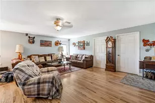 40691 Suzan Dr, Punta Gorda, FL 33982 - Photo 6