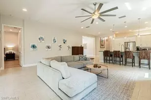 3471 Pacific Dr, Naples, FL 34119 - Photo 4