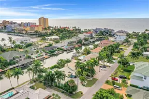 180 Channel Dr, Naples, FL 34108 - Photo 2