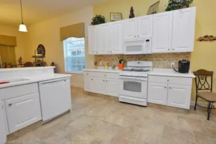 9267 Museo Ct, Naples, FL 34114 - Photo 8