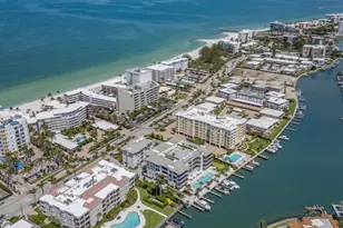 1820 Gulf Shore Blvd N, Naples, FL 34102 - Photo 46