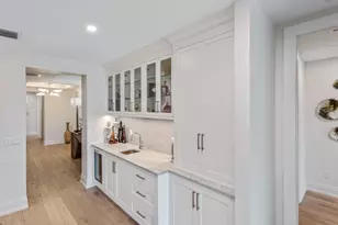 1820 Gulf Shore Blvd N, Naples, FL 34102 - Photo 16