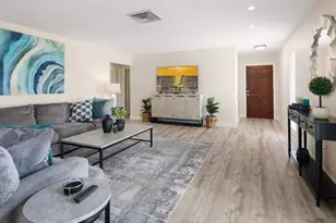 698 99th Ave N, Naples, FL 34108 - Photo 6